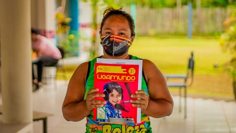 SEMED faz entrega de kits didáticos aos alunos  Rede Municipal de Ensino