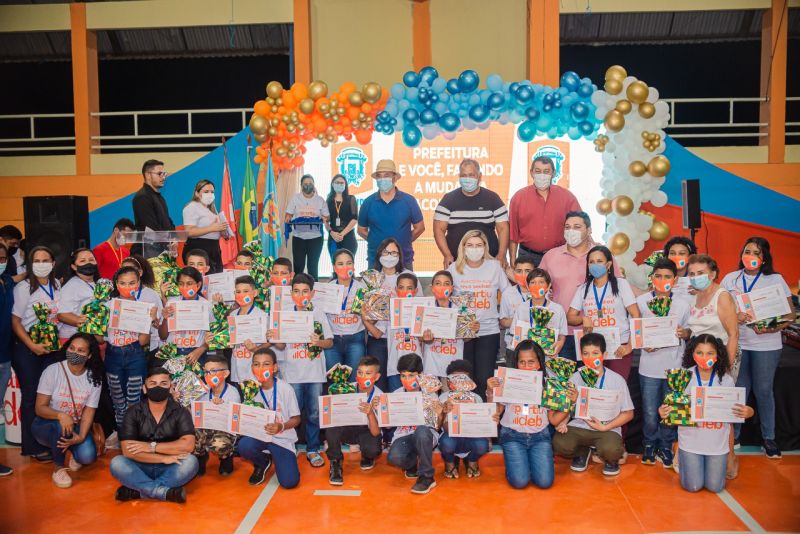 Premiação do Projeto #PartiuIDEB homenageia alunos da RME de Benevides