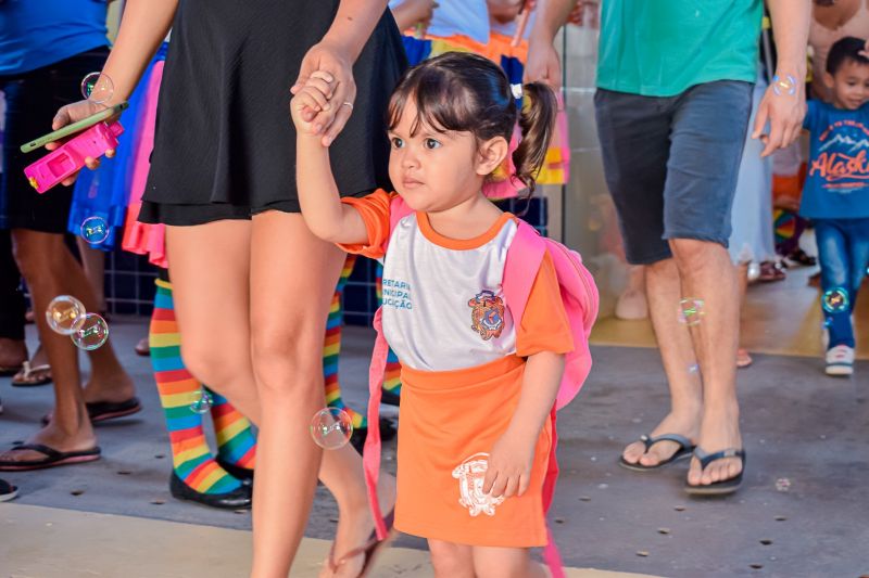 Volta as aulas. Secretário de educação.