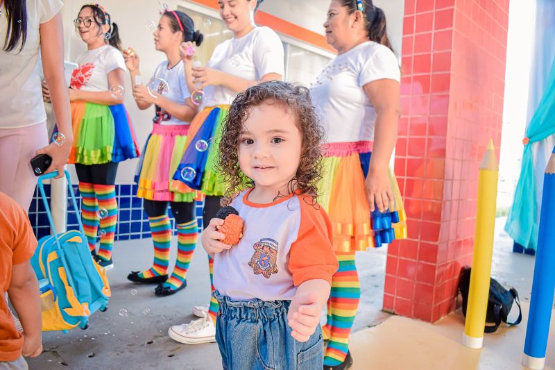 Volta as aulas. Secretário de educação.