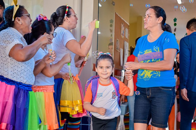 Volta as aulas. Secretário de educação.
