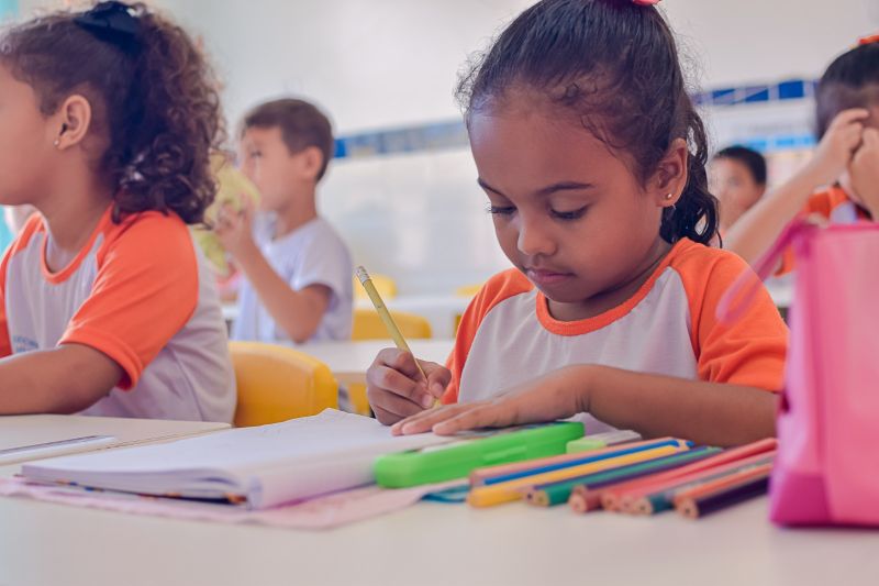Volta as aulas. Secretário de educação.