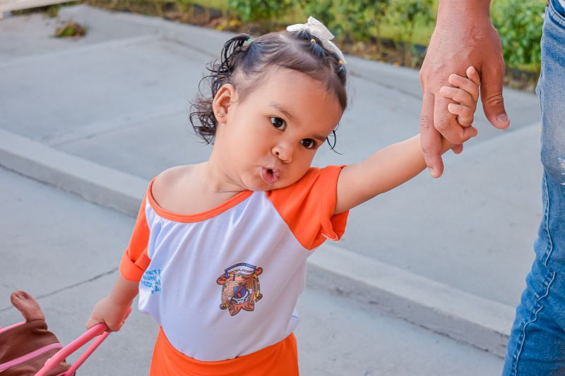 Volta as aulas. Secretário de educação.