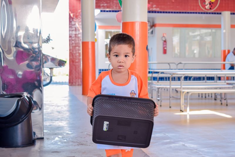 Volta as aulas. Secretário de educação.