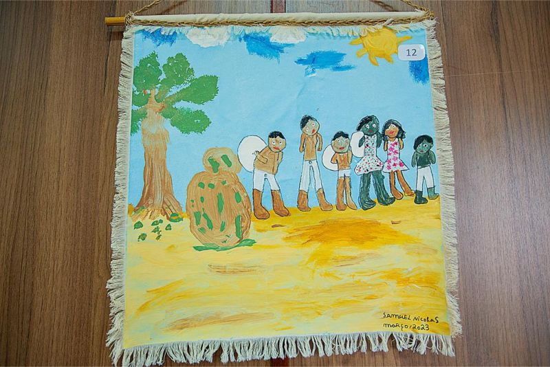 Alunos da Rede Municipal produzem telas e poesias em alusão ao 30 de Março