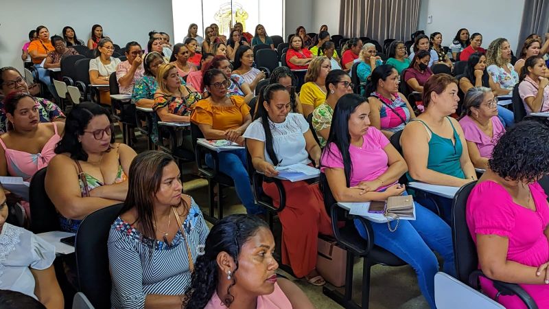 SEMED promove formação para Manipuladoras de Alimento da Rede Municipal de Ensino 