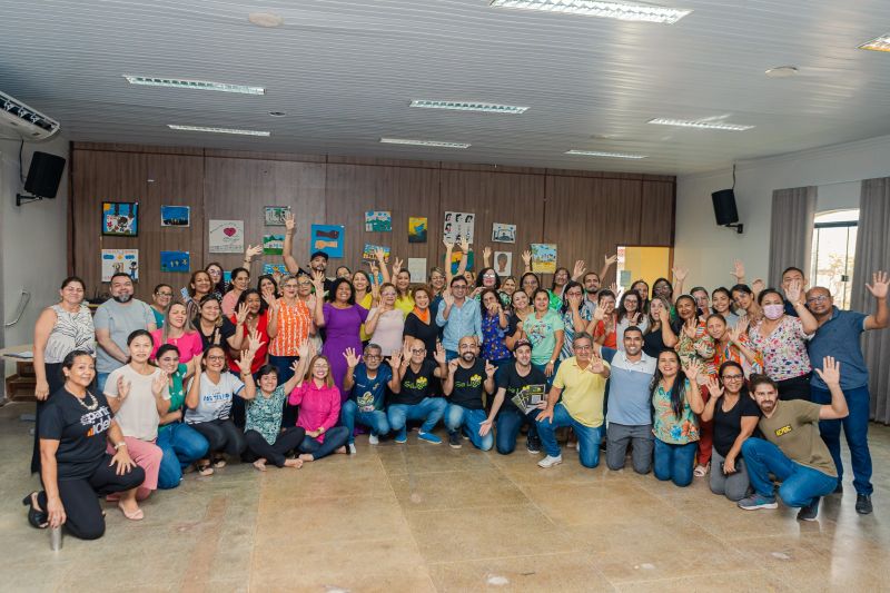 Benevides recebe o grupo de teatro Cia Atores de Mar, do Rio de Janeiro