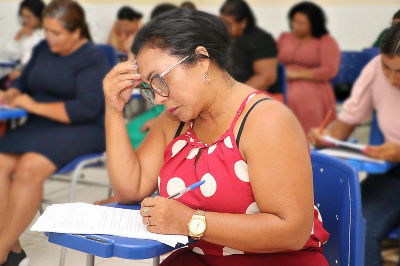 Aplicação de PROVA PARA GESTORES Escola St Luzia