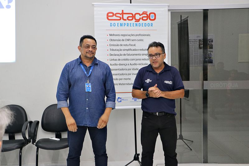 Entrega dos Certificados dos Cursos em Parceria com o SEBRAE