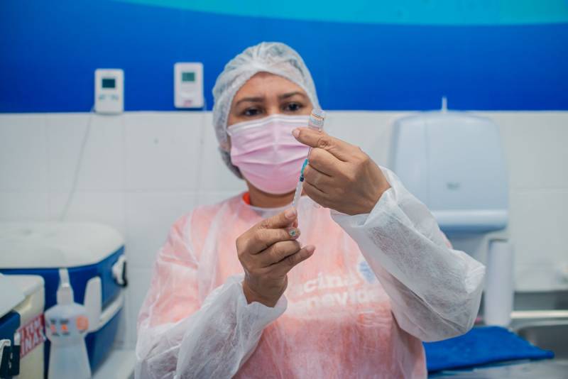 Benevides inicia vacinação Bivalente contra Covid