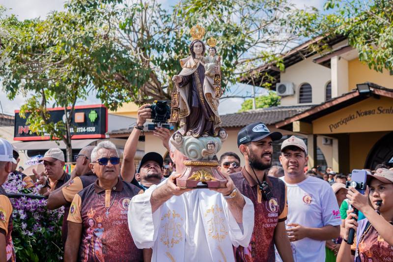 Benevides homenageia Nossa Senhora do Carmo em seu 68º Círio