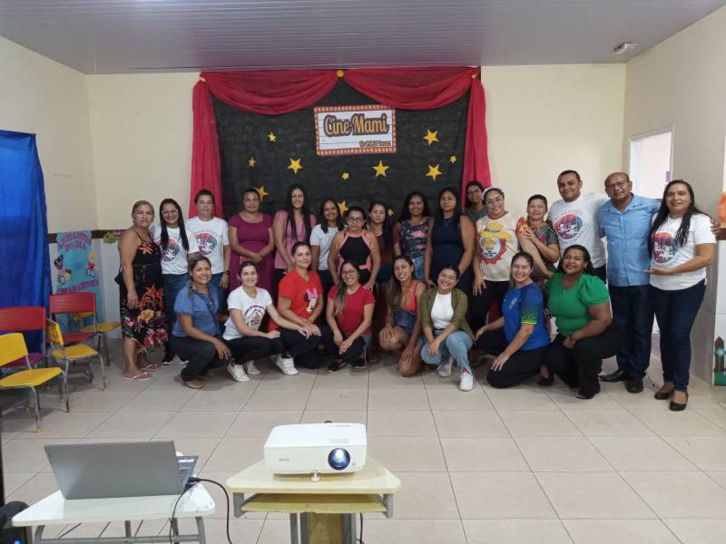 Centro de Formação, em parceria com a SEMED, promove Cine Mami no CMEI Izaura de Queiroz 