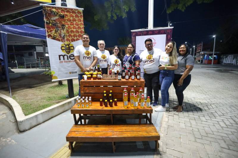 Exposição do Mel de Benevides destaca produção local durante Festividade em Benfica