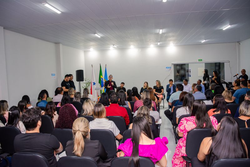 POSSE DOS NOVOS GESTORES DAS ESCOLAS MUNICIPAIS