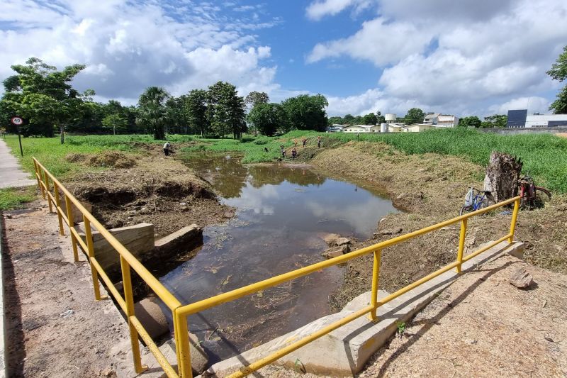 LIMPEZA DO IGARAPÉ QUEBRA GALHO