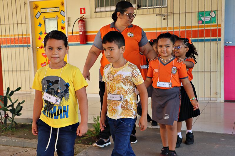 VOLTA AS AULAS MADRE TEREZA