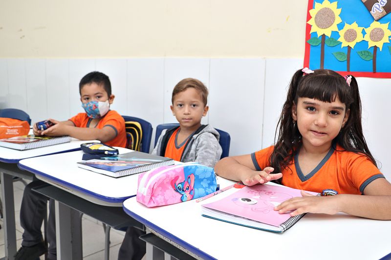 VOLTA AS AULAS MADRE TEREZA