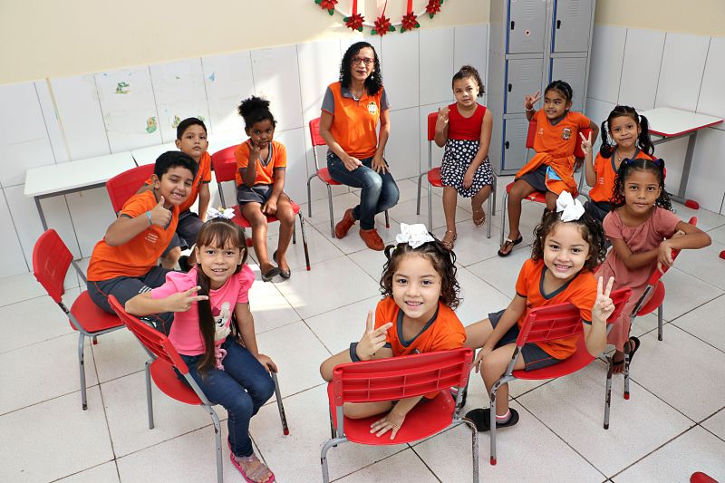 VOLTA AS AULAS MADRE TEREZA