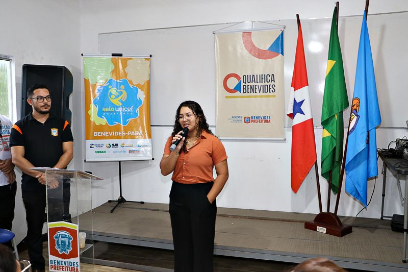 ENTREGA DE CERTIFICADO DO CURSO DE ORATÓRIA E DICÇÃO