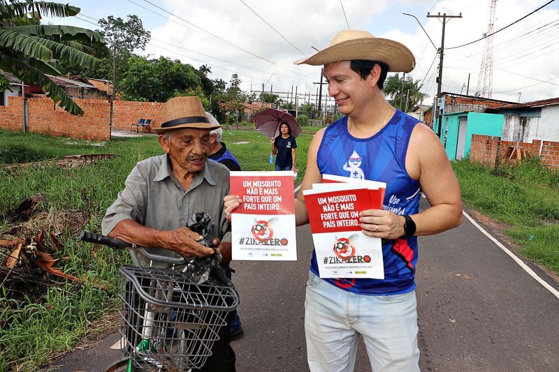 MULTIDÃO COMBATE A DENGUE