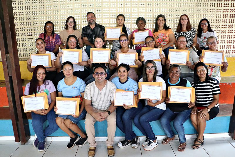 MANIPULAÇÃO DE ALIMENTOS ESCOLA FIORE