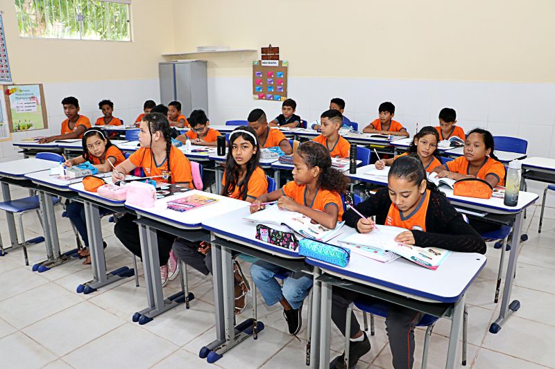 ESCOLA TEMPO INTEGRAL - MADRE SILVA PIÇARREIRA