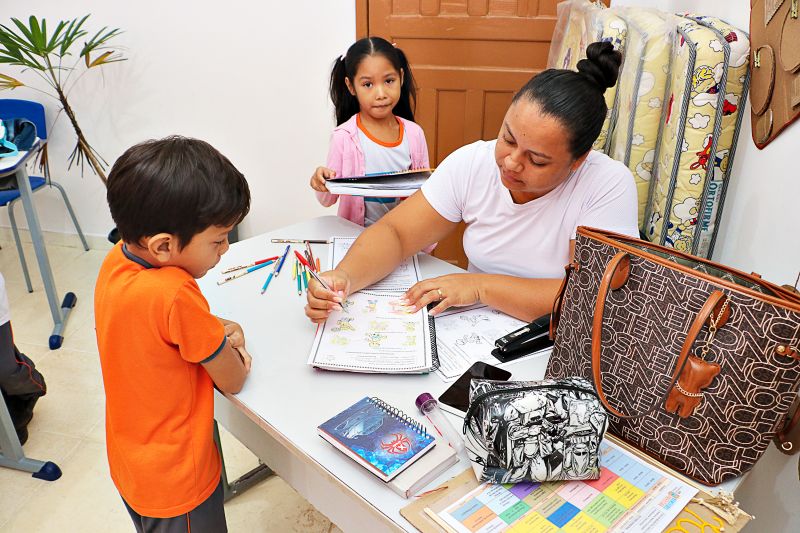 Tempo Integral Escola Angélica Sales