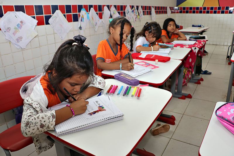 Tempo Integral Escola Angélica Sales