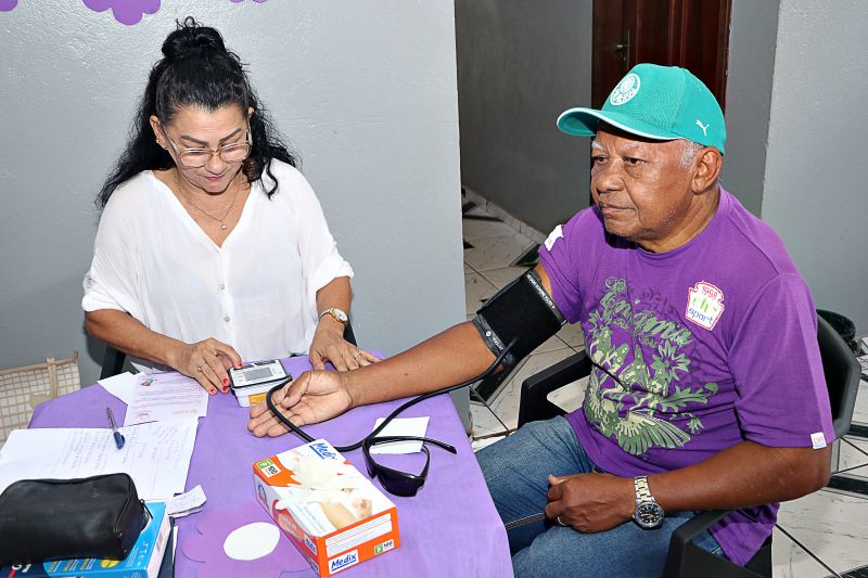 MARÇO LILAS ITINERANTE  -  BAIRRO DAS FLORES
