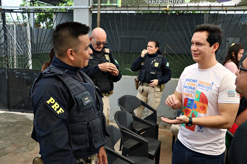MARÇO LILAS ITINERANTE  -  BAIRRO DAS FLORES