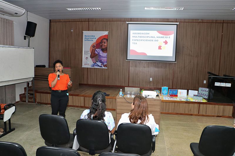 Diálogo sobre Autismo e Primeira Infância