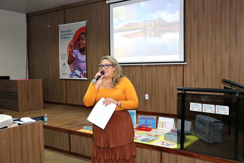 Diálogo sobre Autismo e Primeira Infância