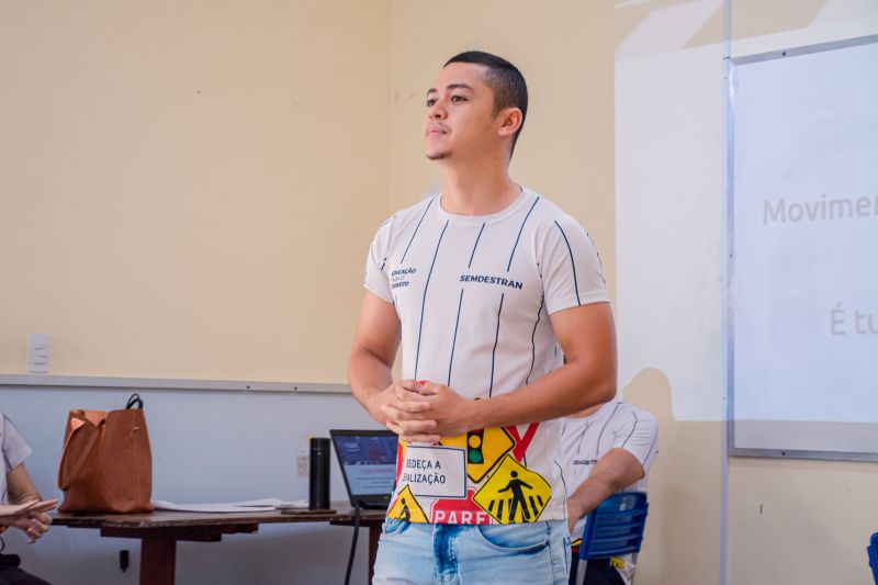 PALESTRA EDUCATIVA SOBRE O TRÂNSITO ESCOLA ANA TELES
