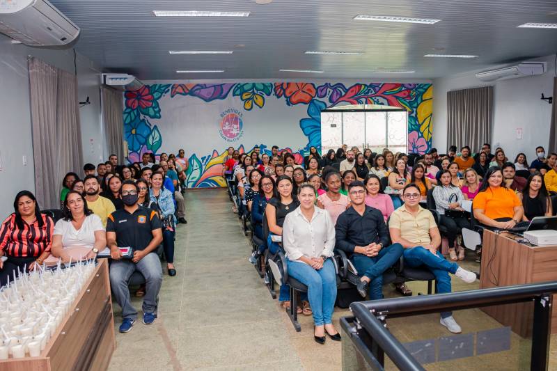 Equipes das secretarias escolares de Benevides participam da 1ª formação de 2024 
