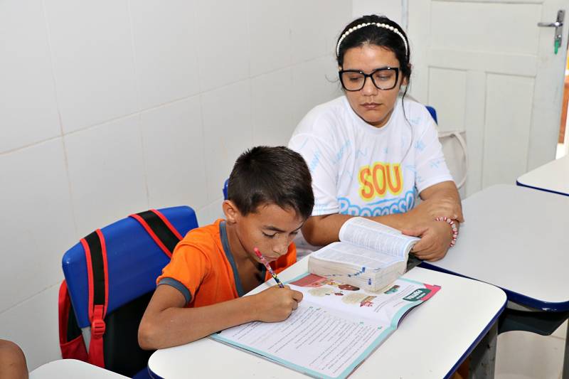 Benevides avança no processo de alfabetização de crianças na Idade Certa 