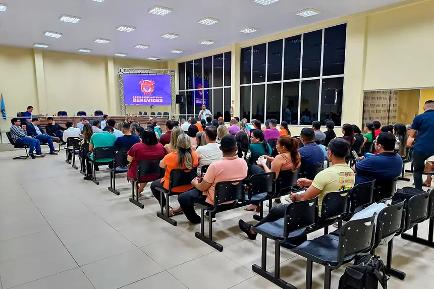 Benevides adere ao 'Contrata+Brasil' e pretende impulsionar empreendedores locais na prestação de serviços para a Prefeitura