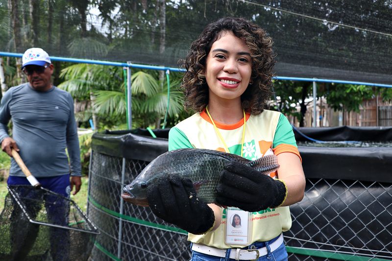 ENCERRAMENTO DO SEMINÁRIO DE PLANEJAMENTO SEMAGRI - VISITA A PROPRIEDADE SO SR LUIZ