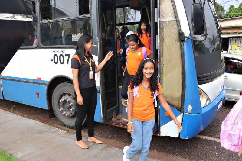 VOLTA AS AULAS -ESCOLA PAULINA RAMOS.