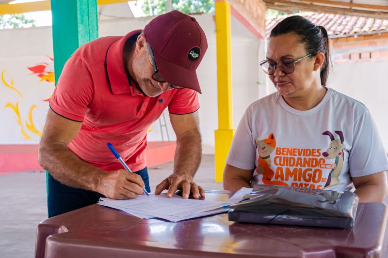 AÇÃO CASTRA MÓVEL (CÃES) TAIASSUÍ