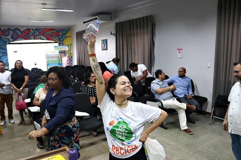Encontro dos gestores com mobilizadores do Benevides Recicla.