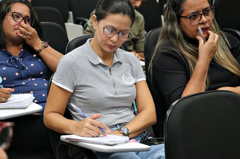 Encontro dos gestores com mobilizadores do Benevides Recicla.