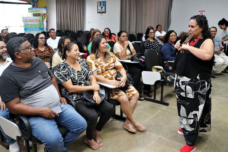 Encontro dos gestores com mobilizadores do Benevides Recicla.