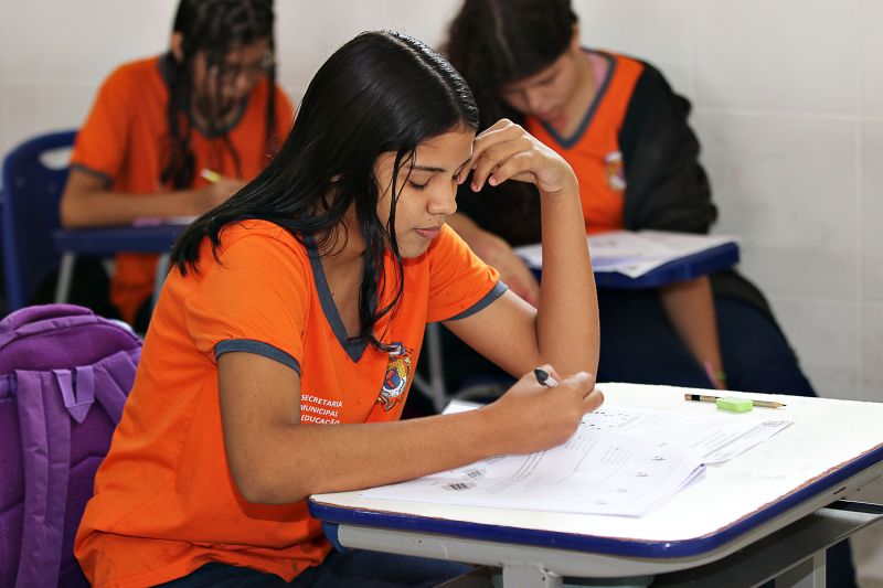 APLICAÇÃO DA AVALIAÇÃO DIAGNÓSTICA -  ESCOLA SANTA LUZIA