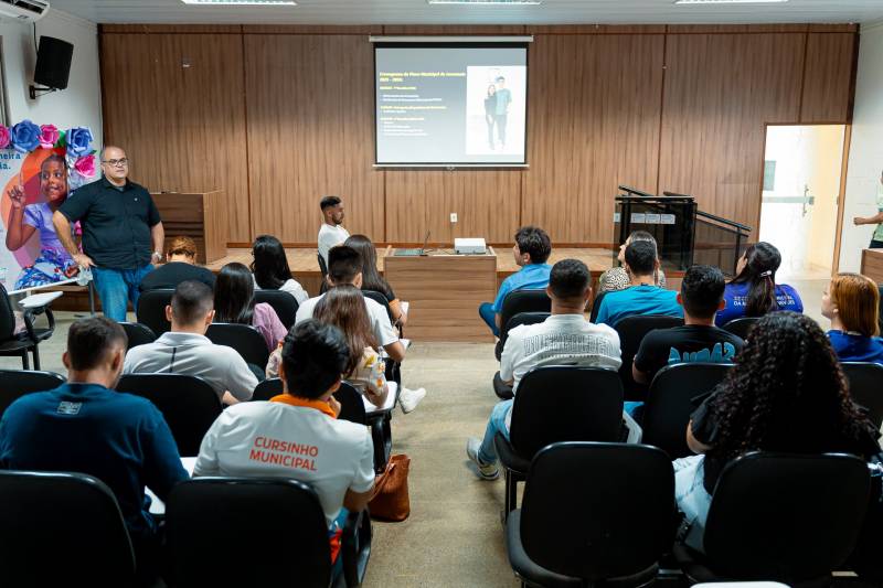 Secretaria Municipal de Juventude avança na construção do Plano Municipal da Juventude 2025-2035