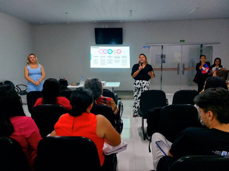 Professores, Coordenadores e Gestores recebem formação continuada e aperfeiçoam suas habilidades de ensino