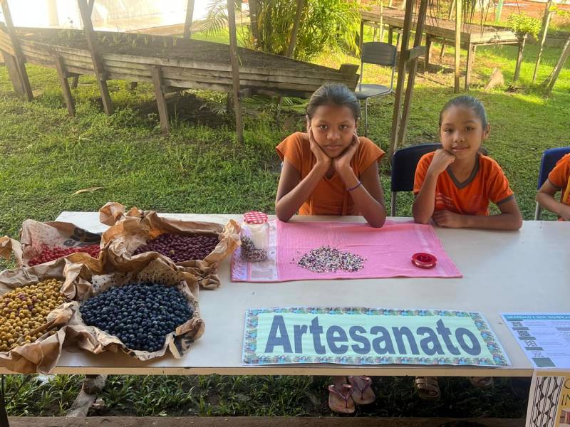Com o tema “Interculturalidade dos Povos Originários” Escola em Tempo Integral realiza Feira dos Povos Indígenas