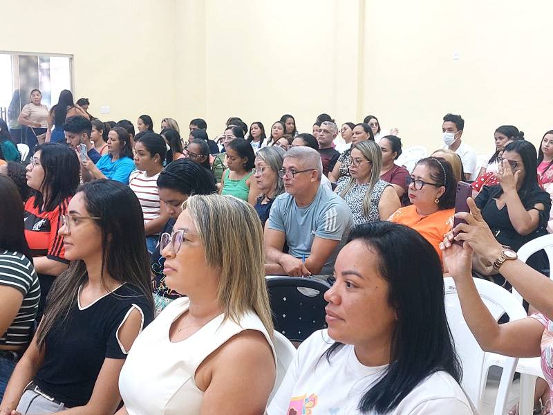 Capacitação de Assistentes Técnicos Educacionais, aborda o TEA e Comorbidades para uma educação inclusiva de qualidade