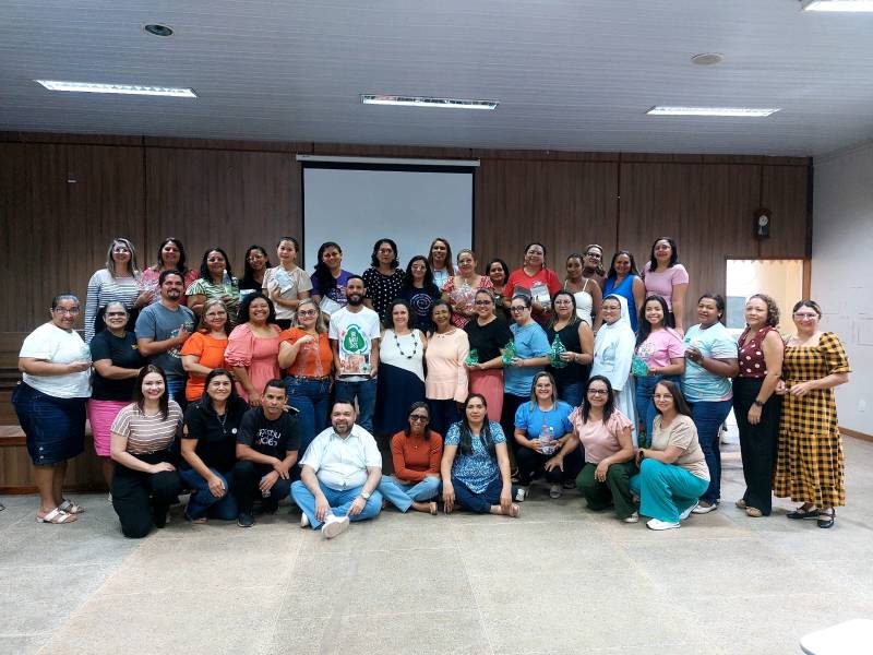 Encontro entre gestores e representantes do Programa Benevides Recicla, reafirma o compromisso da educação com a sustentabilidade 