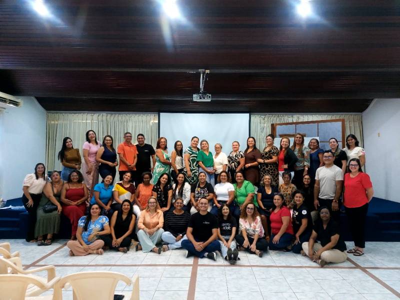 Professores e Equipe de Acompanhamento Escolar em Formação: Fortalecimento para execução das atividades escolares