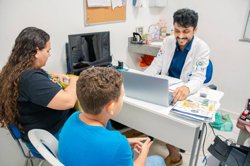 Prefeitura realiza ação Fila Zero com atendimento especializado em neurologia pediátrica para crianças autistas em Benevides